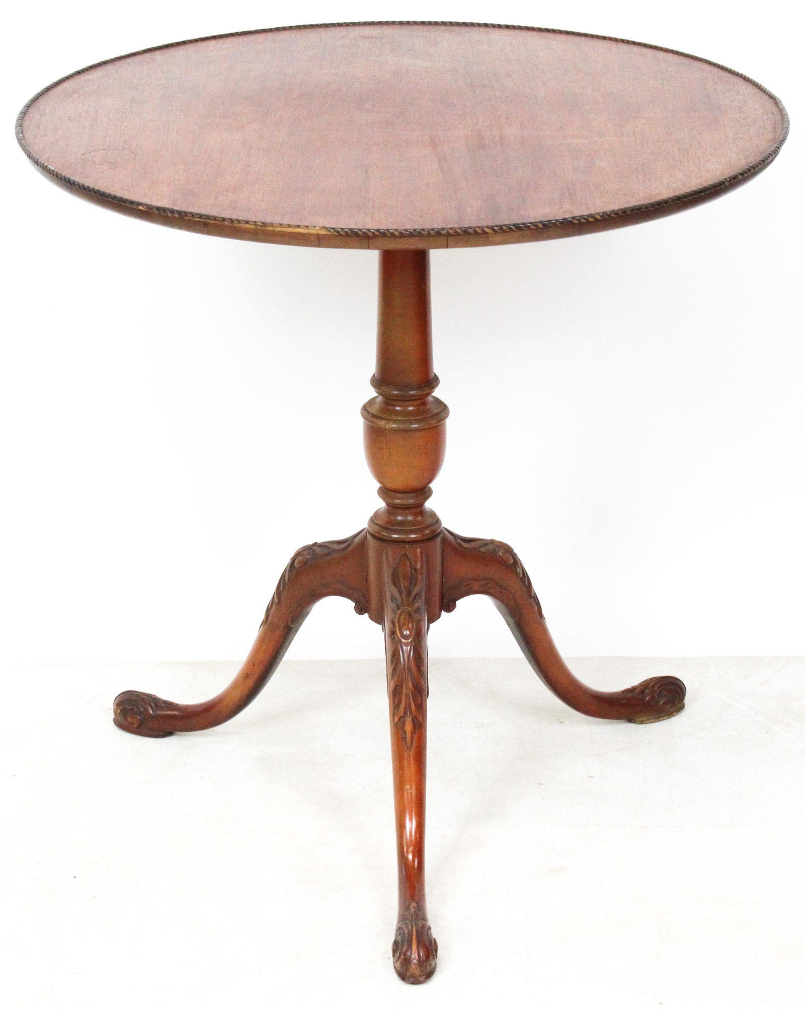 Chippendale Style Tea Table (1 of 5)