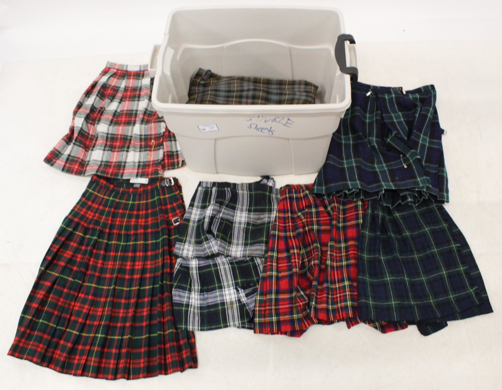 10 Scottish Wool Kilts (1 of 2)