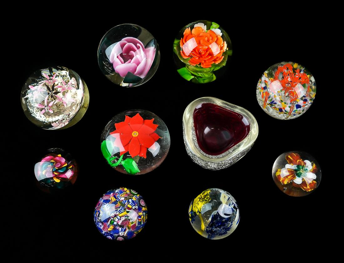 9 Murano Style Art Glass Paperweights (1 of 2)