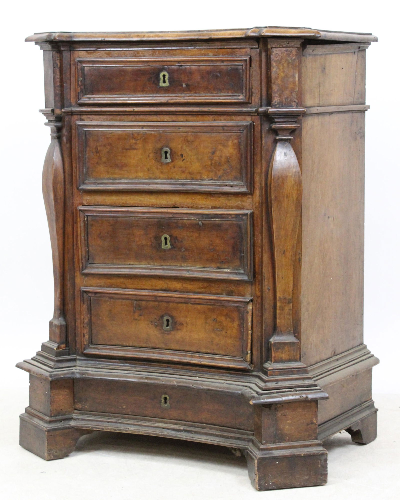 French Provincial Commode (1 of 5)