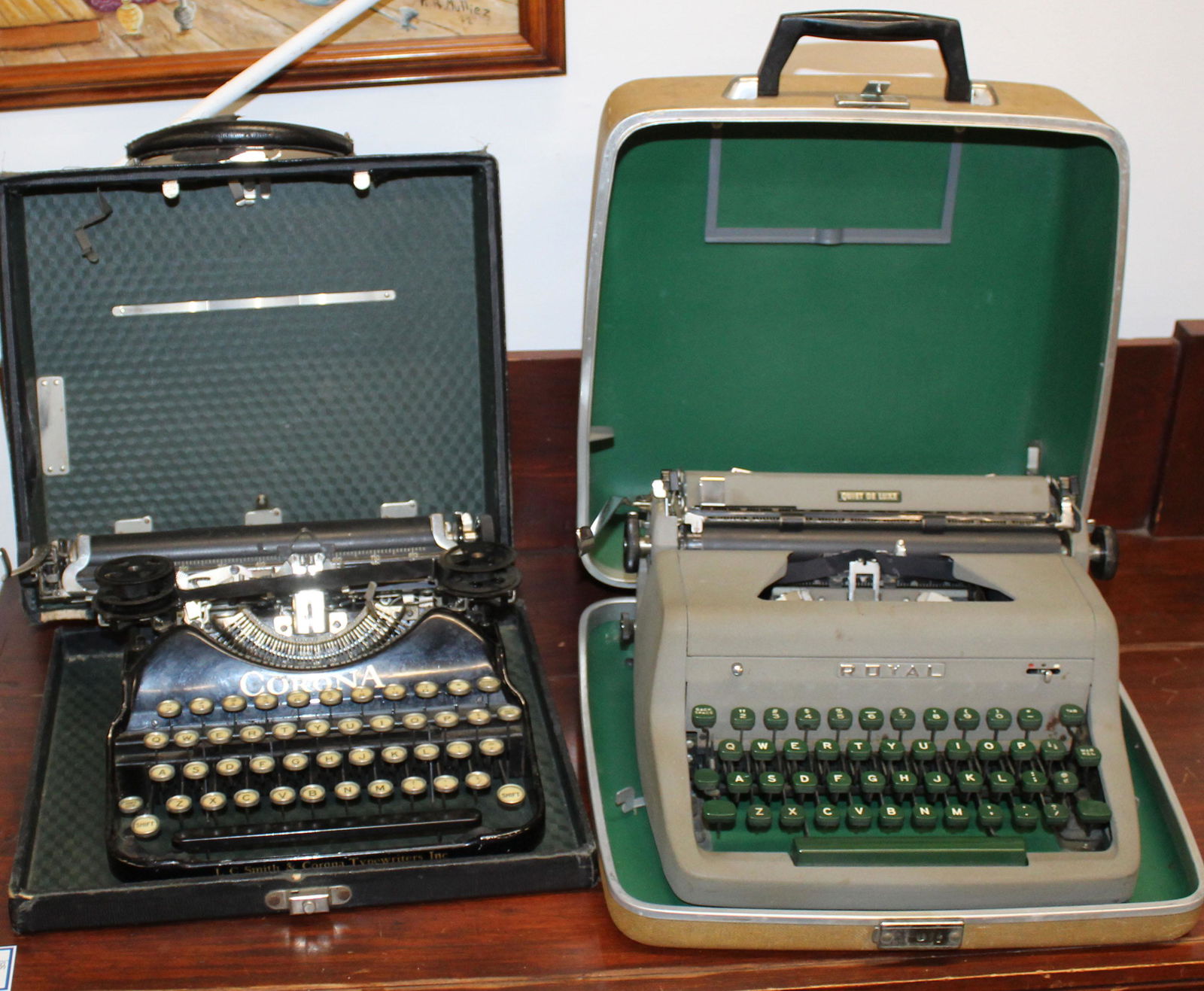 2 Vintage Portable Typewriters (1 of 3)
