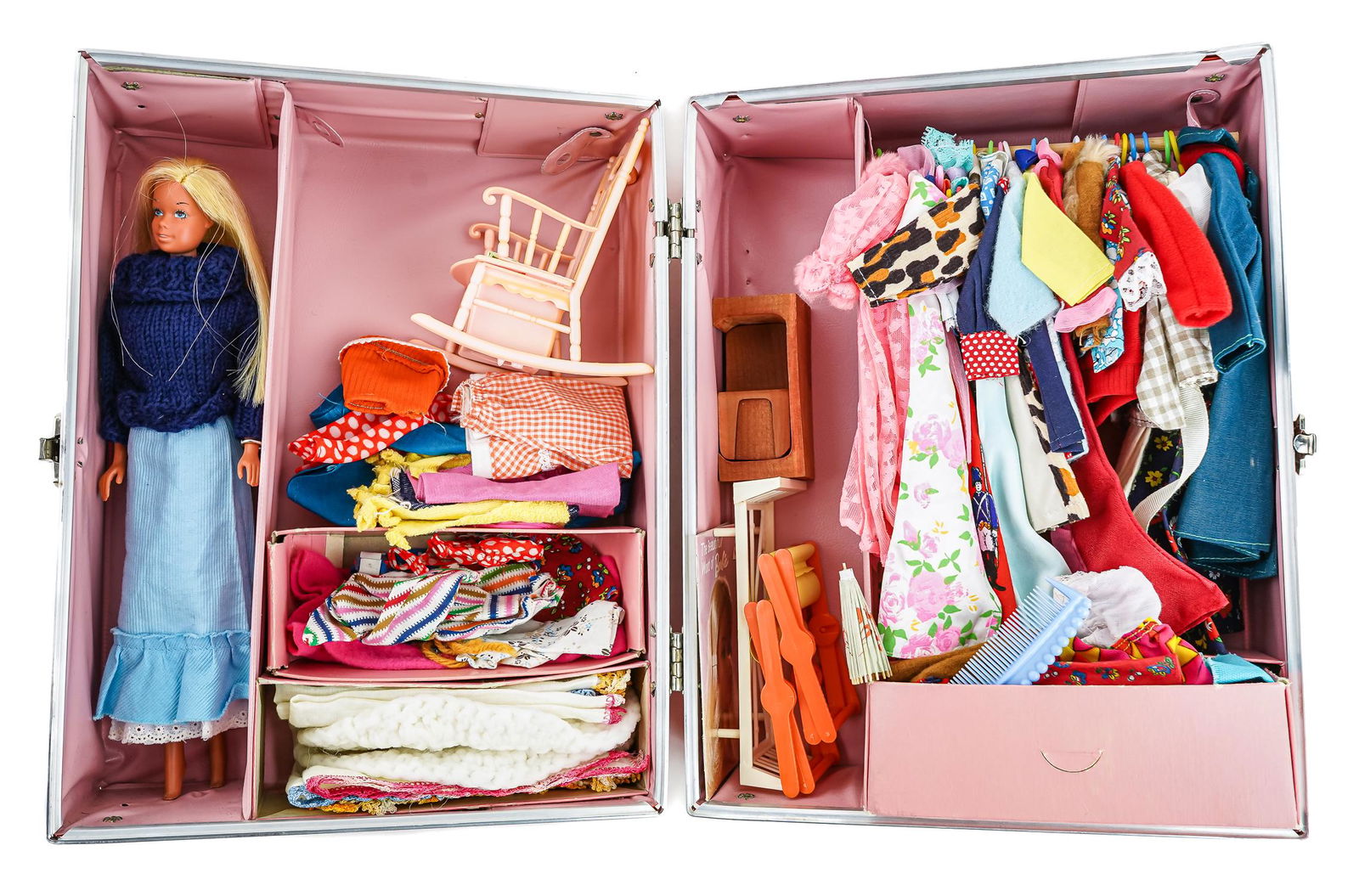 1973 Mattel Twist N' Turn Barbie, Accessories (1 of 1)