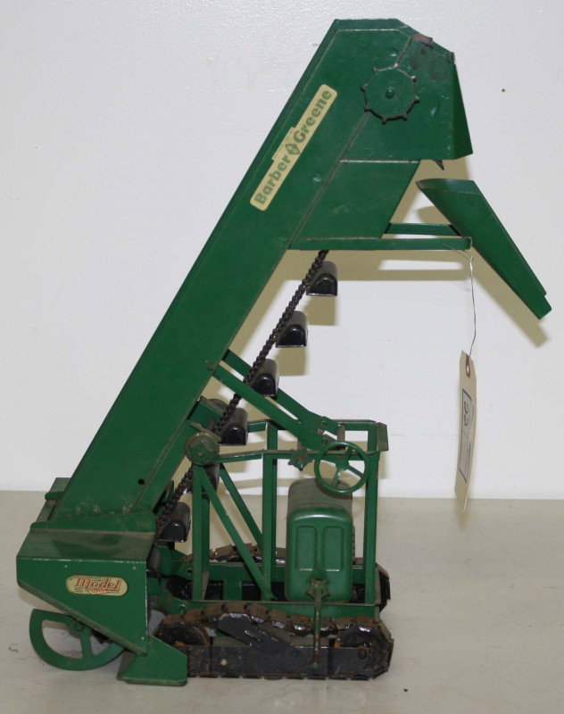 Charles Doepke Model Toys 18 inch Barber Greene San: Charles Doepke Model Toys 18 inch Barber Greene Sand Loader