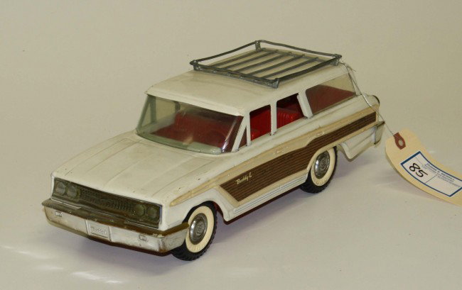15 inch Buddy-L woody wagon: 15 inch Buddy-L woody wagon