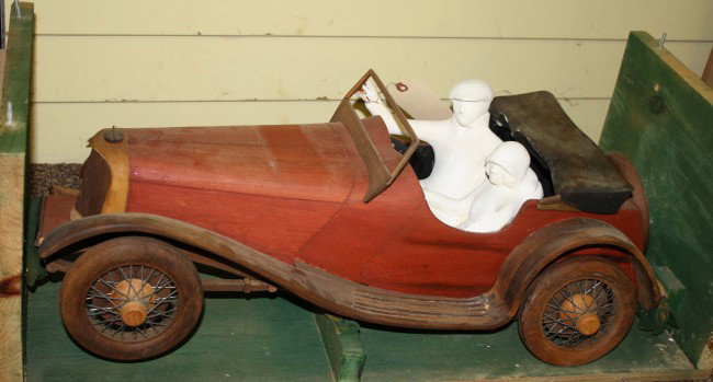 27 inch wooden touring car model with plaster pass: 27 inch wooden touring car model with plaster passenger figures