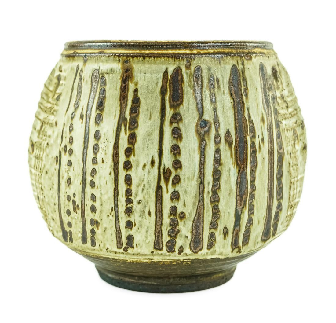 Vivika and Otto Heino Studio Pottery Vase (1 of 4)