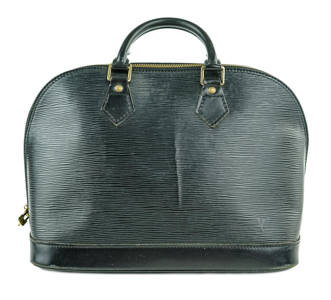 Louis Vuitton Epi Ponneuf Handbag: Louis Vuitton Epi Ponneuf black noir handbag, shows very slight wear, 9 1/2" x 14"