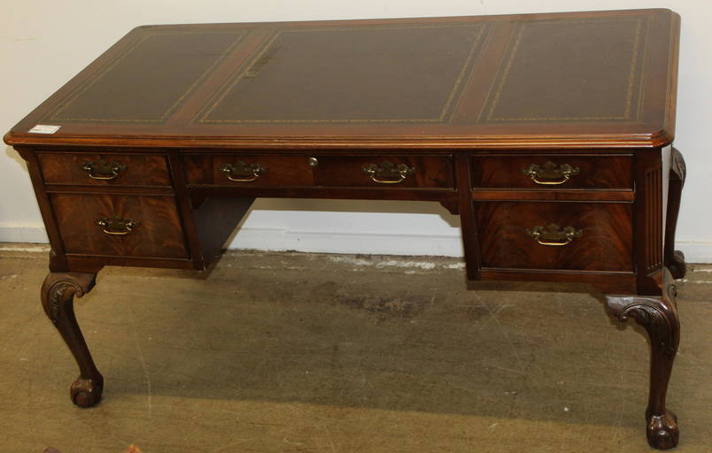 Hekman Executive Desk Jun 17, 2022 Merrill's Auctioneers and