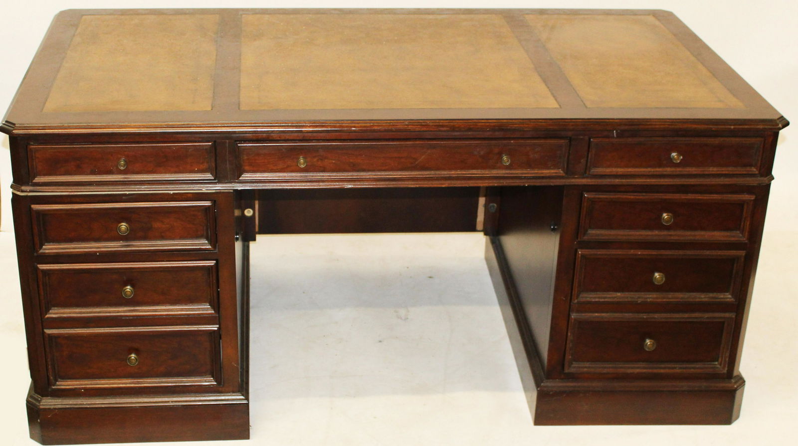 Ethan Allen Cherry Executives Desk (1 of 2)