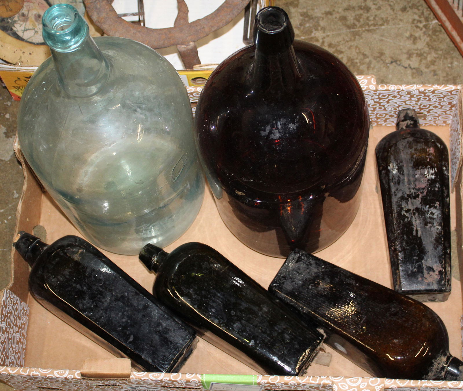 Early Demijohn Bottles, Square Gin Bottles (1 of 1)