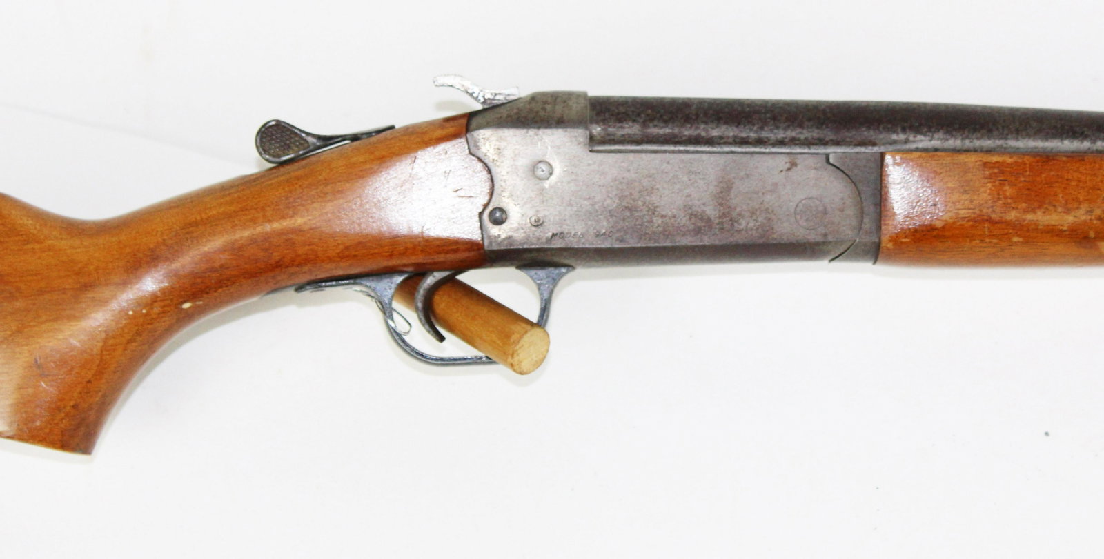 Stevens 94C .410 shotgun: Stevens 94C .410 Gauge shotgun THIS FIREARM REQUIRES A 4473 BACKGROUND CHECK OR FFL/C&R TRANSFER. PLEASE CHECK LOCAL LAWS PRIOR TO BIDDING. WE DO NOT SELL ANY FIREARMS OUTSIDE OF THE US. THIS FIREARM 