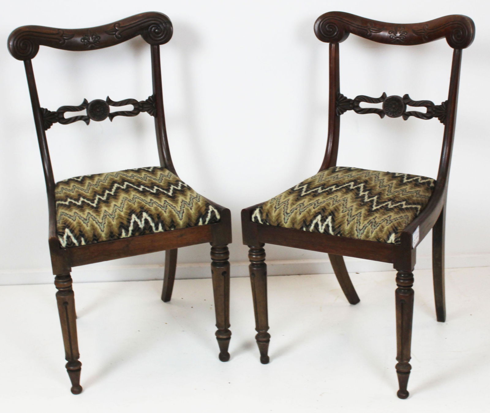 Set of 6 English Rosewood Dining Chairs: Set of 6 mid 19th c English finely carved rosewood dining chairs, with paper labels Michael Davis (British exporter of antiques) for Lord & Taylor, NY, slip seats, seat ht 17 1/2"