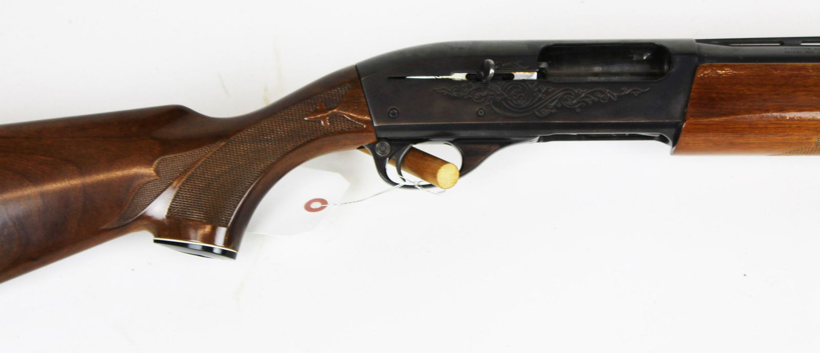 Remington Model 1100 Shotgun in 12 ga.: Remington Model 1100 Shotgun in 12ga chambered for 2 3/4" shells barrel marked imp. cyl choke- THIS FIREARM REQUIRES A 4473 BACKGROUND CHECK OR FFL/C&R TRANSFER. PLEASE CHECK LOCAL LAWS PRIOR TO BIDDI