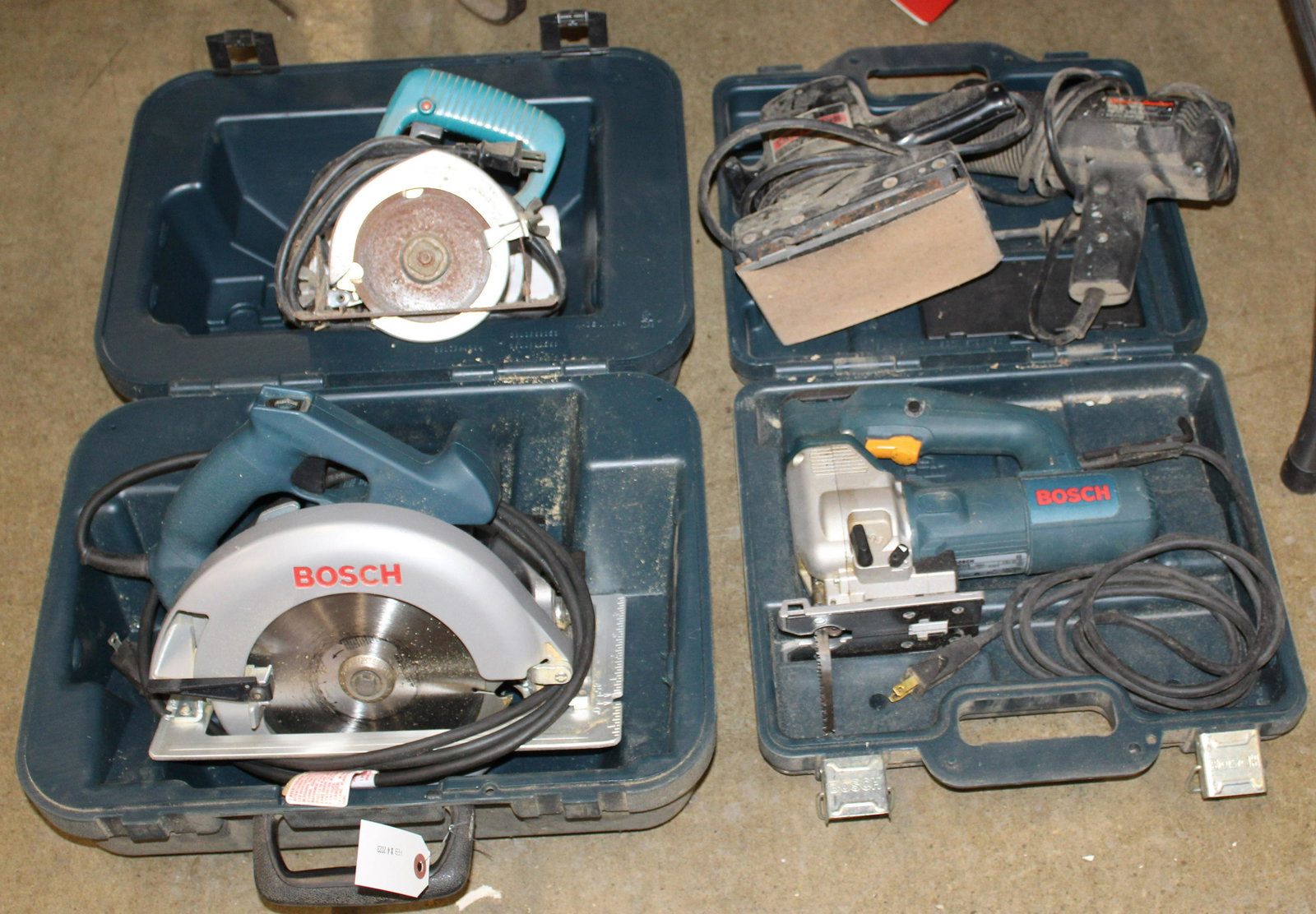 Modern Power Tools incl. Bosch Circular Saw: Lot of modern power tools including Bosch circular saw, Bosch jig saw, small Makita circular saw, Black and Decker heat gun, Craftsman sander