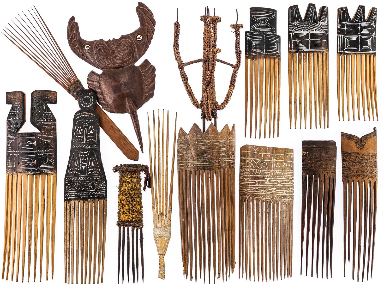 Papua New Guinea Hair Combs and Pin (1 of 4)