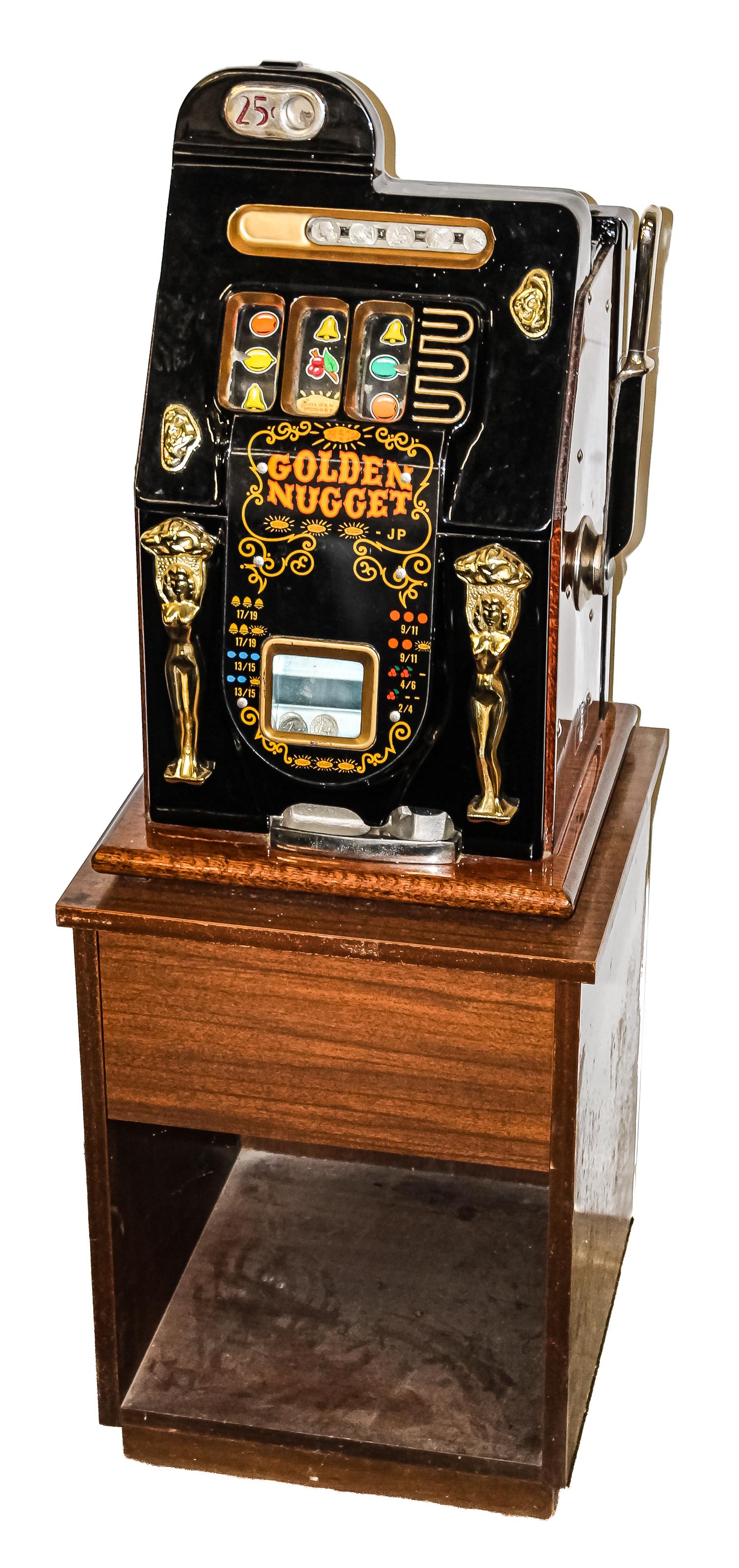 Mills Novelty Golden Nugget Slot Machine (1 of 2)