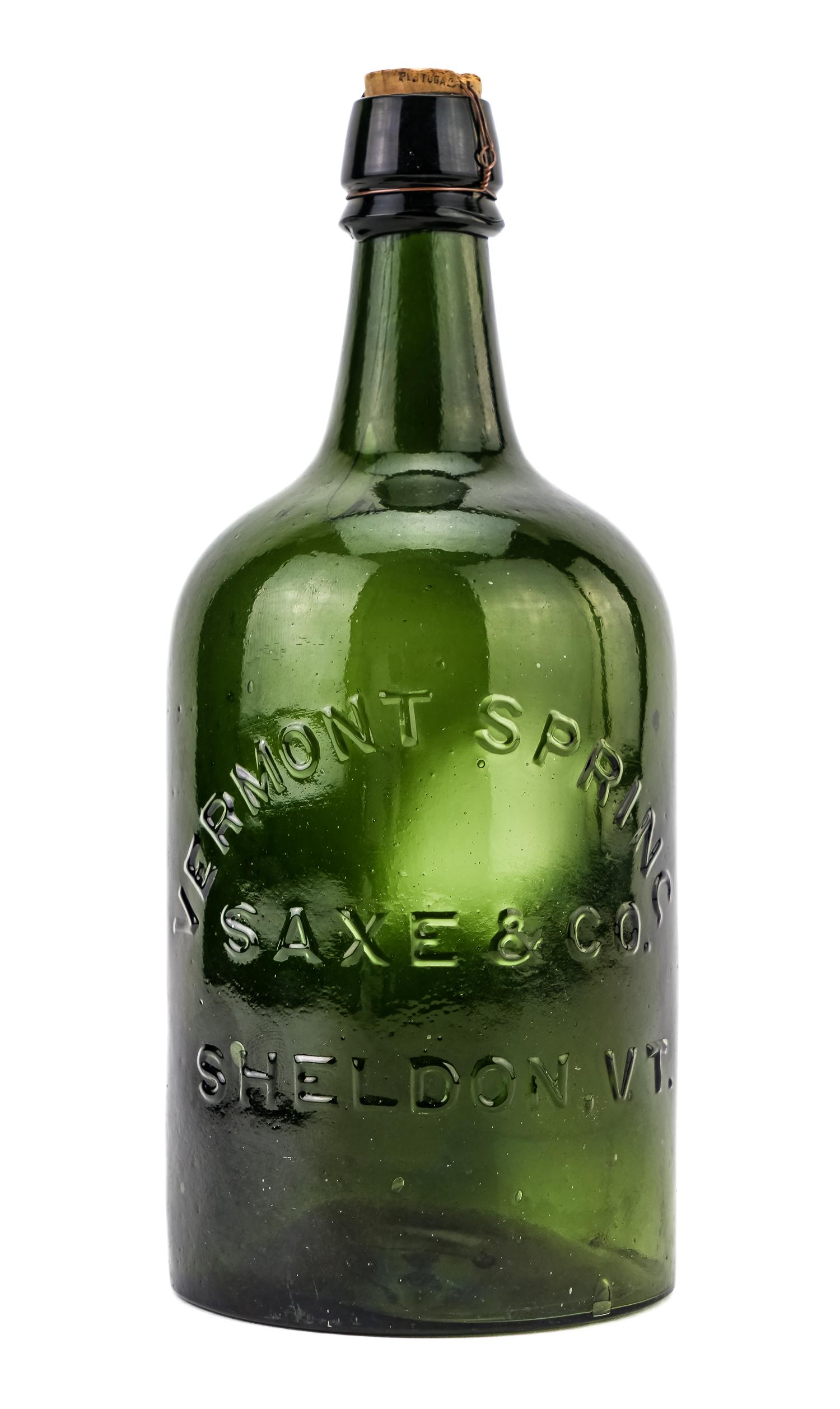 Vermont Spring Springwater Bottle (1 of 4)