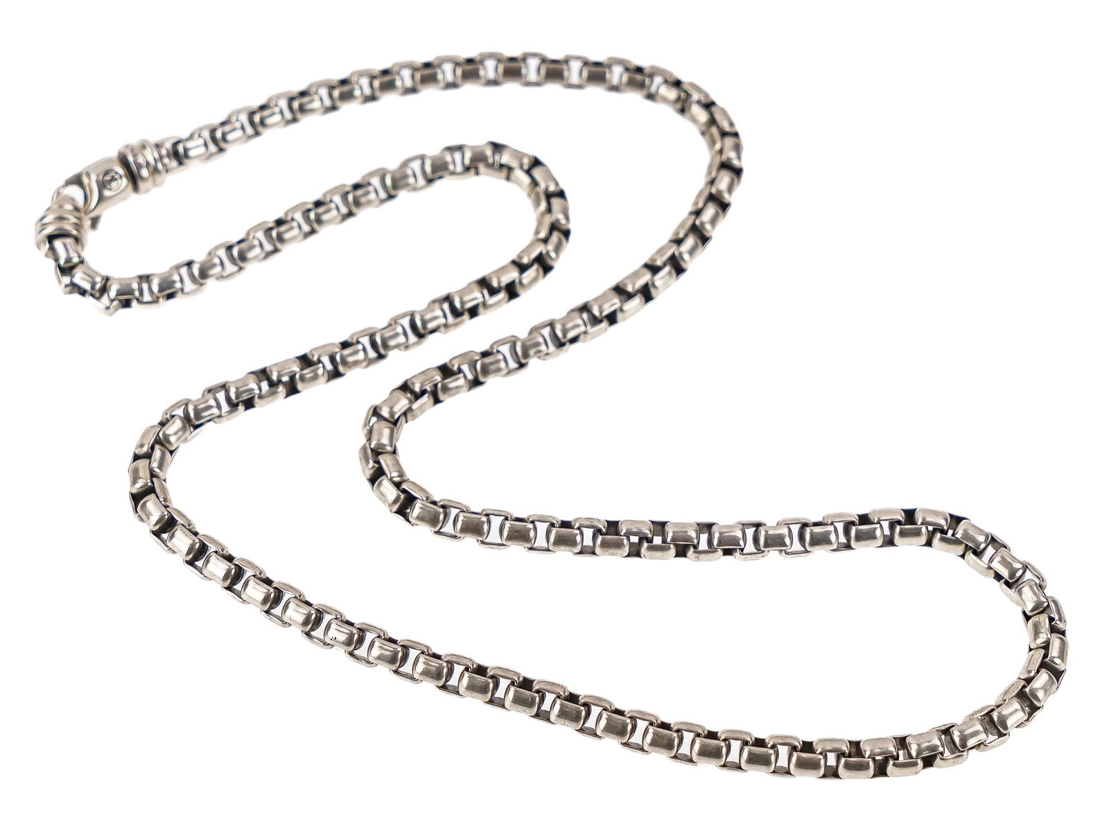 David Yurman Sterling Silver Chain Necklace: David Yurman contemporary designer signed sterling silver heavy chain necklace 22" overall length