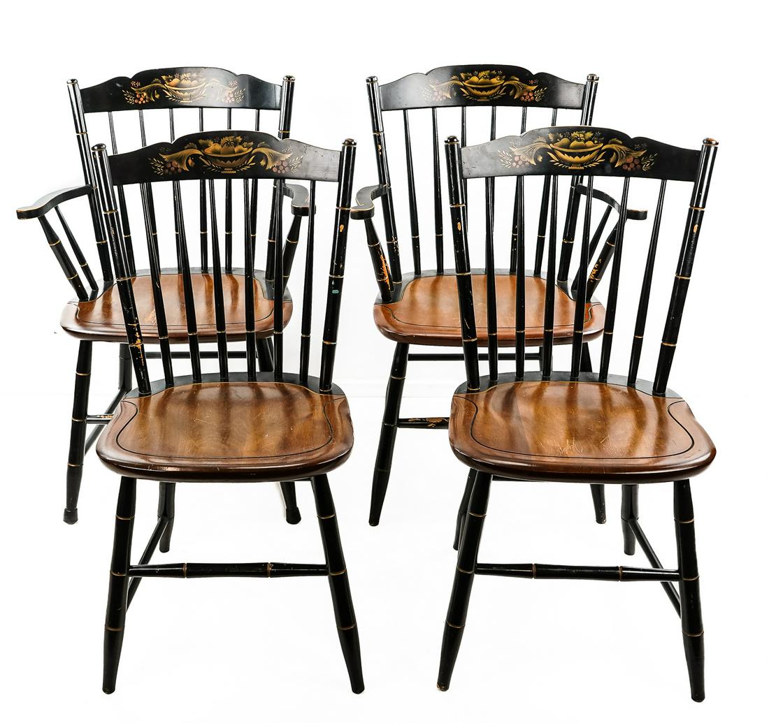 Hitchcock Stenciled Dining Set: Hitchcock Stenciled dining set table 33 x 48 x 30" with four chairs -two arm, two dining