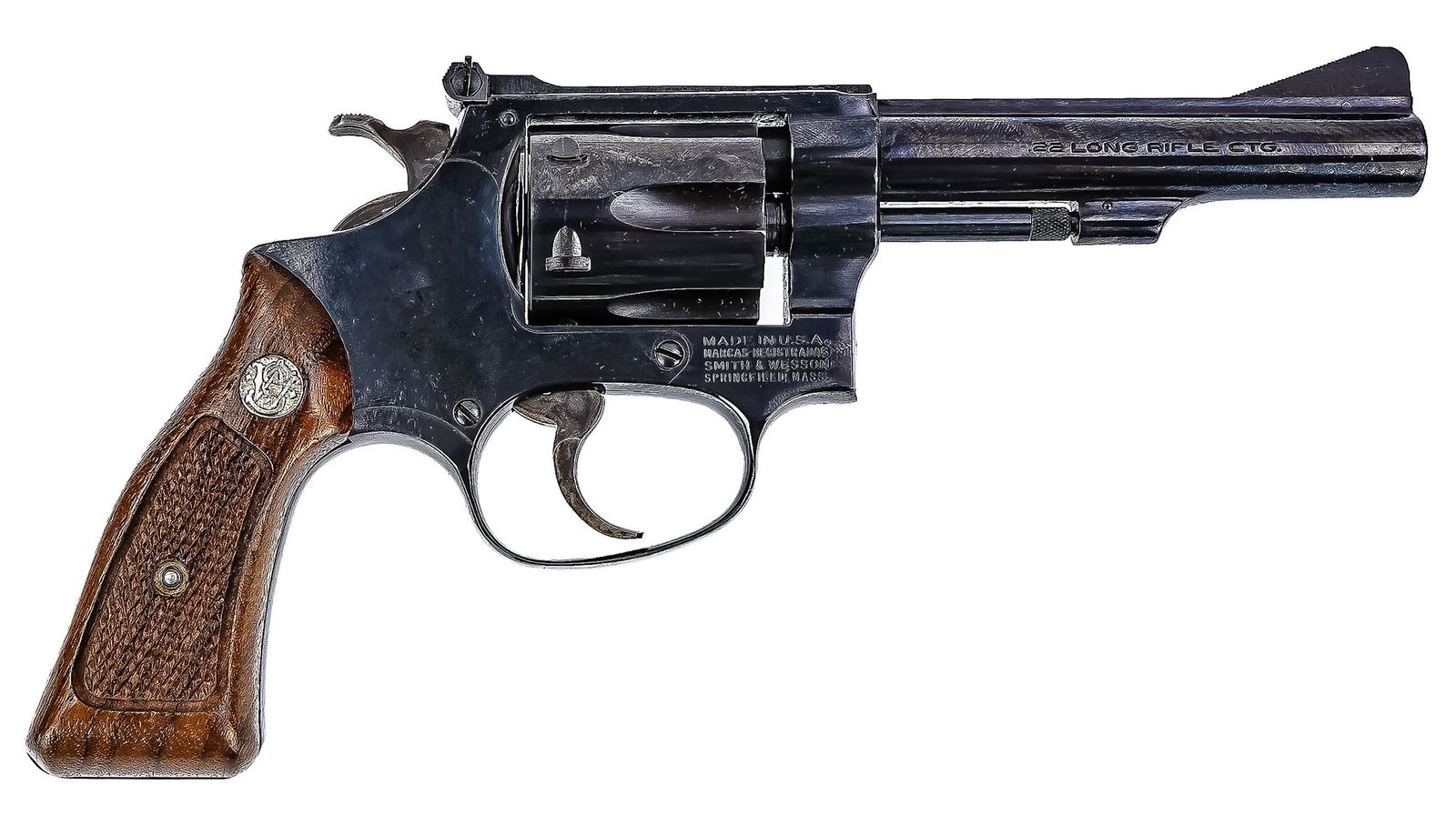 Smith and Wesson Model 34-1 Revolver in .22LR: Smith and Wesson Model 34-1 Revolver in .22 Long Rifle retaining original box overall excellent condition. 4" barrel - THIS FIREARM REQUIRES A 4473 BACKGROUND CHECK OR FFL/C&R TRANSFER. PLEASE CHECK L