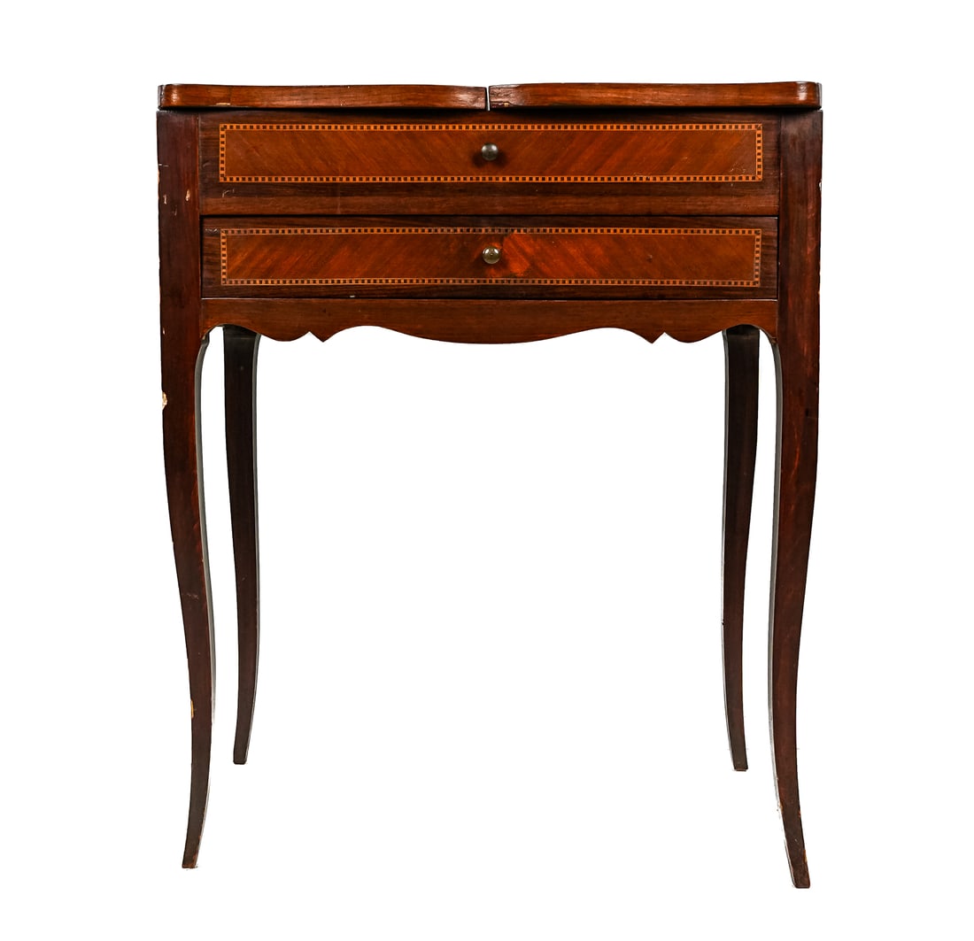 Inlaid game table (1 of 4)