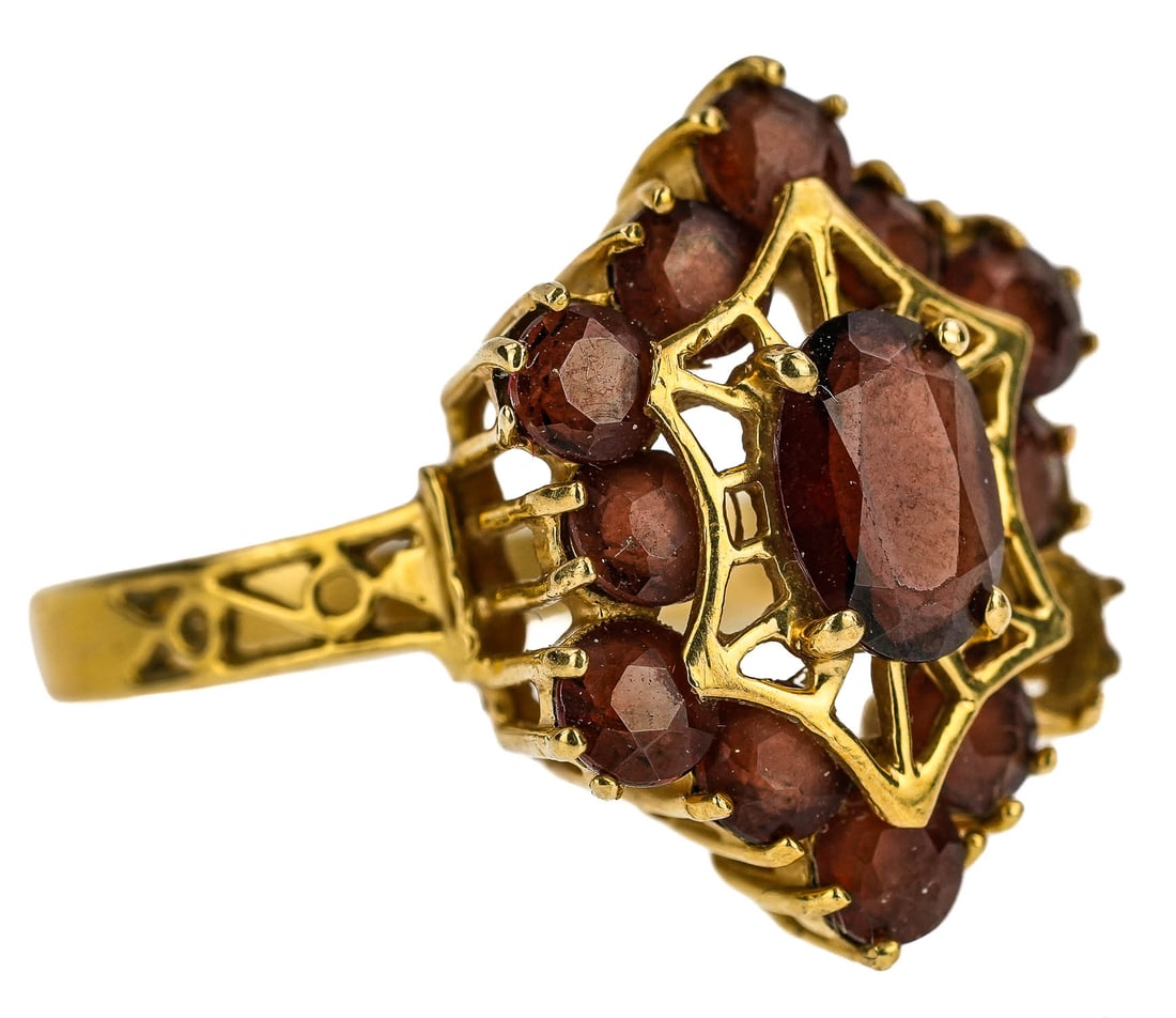 14k & Garnet Ring (1 of 5)