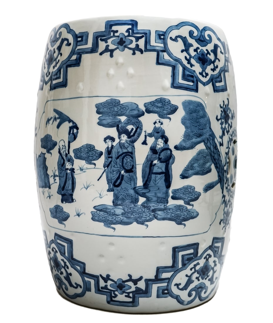 Chinese Blue and White Porcelain Garden seat: Vintage Chinese Blue and White Porcelain garden seat with allegorical scene and pierced decoration. 18 x 12"