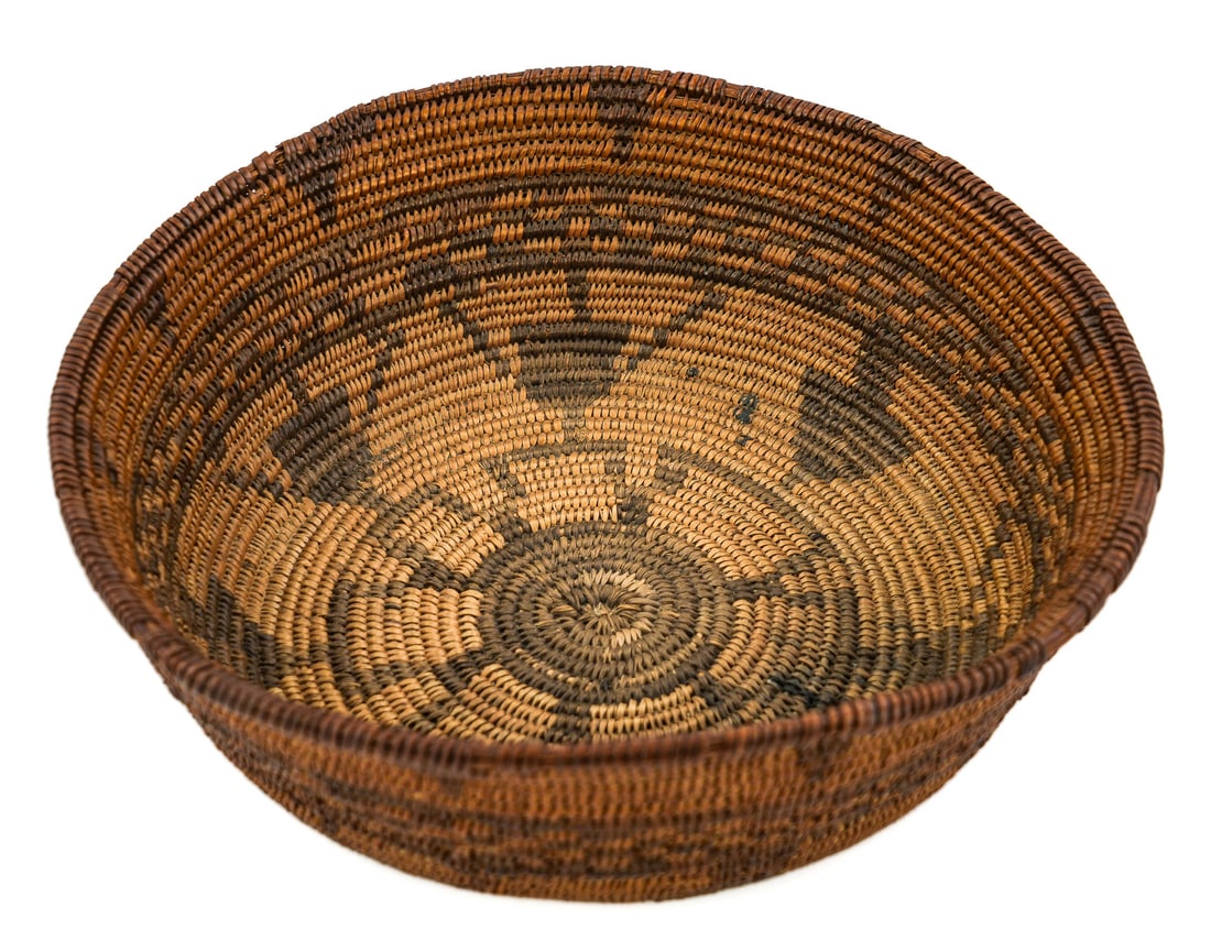Apache Coiled basket with Geometric Design: Apache coiled basket with geometric design, minor losses on rim, diameter 7 1/2"