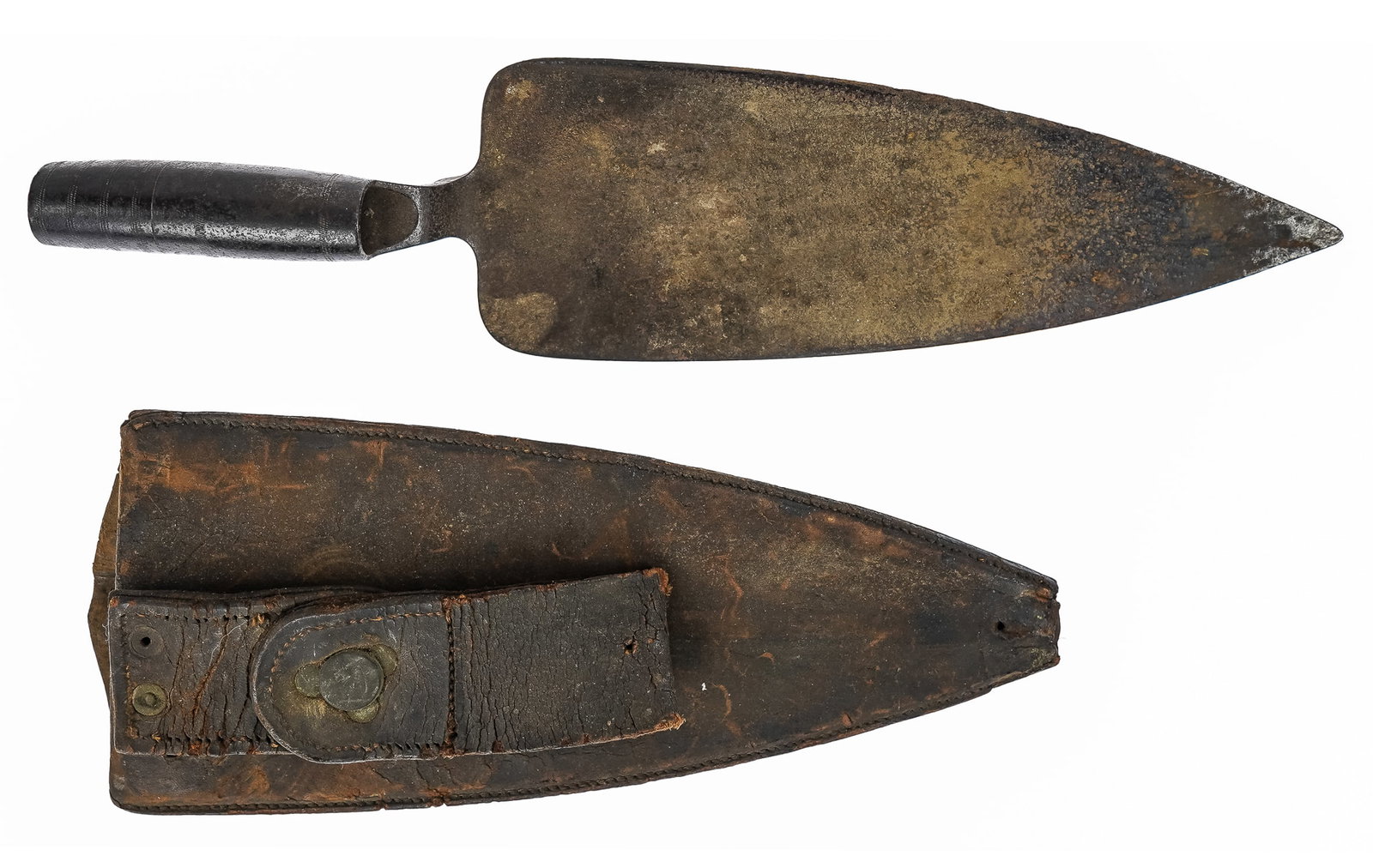 Model 1873 Springfield Trowel bayonet: US Model of 1873 Springfield Trowel Bayonet with origin al leather scabbard,( missing brass tip, and one rivet) bayonet is in fine condition. 10" blade 14" overall.