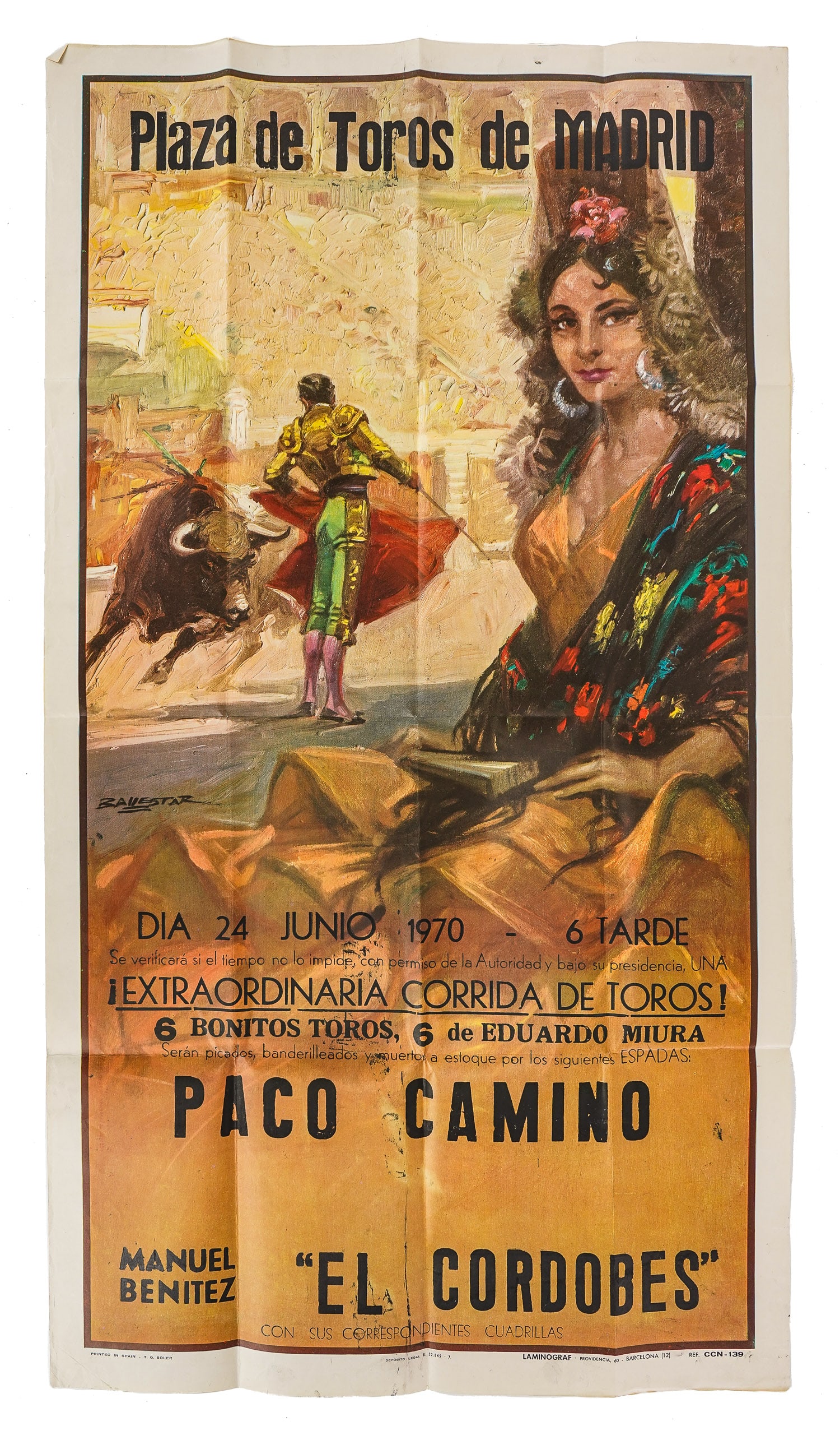 1970 Spanish Bull Fighting Poster: 1970 Spanish Bull Fighting poster Plaza de Toros de Madrid. "El Cordobes". Fold lines. Overall good conditon.