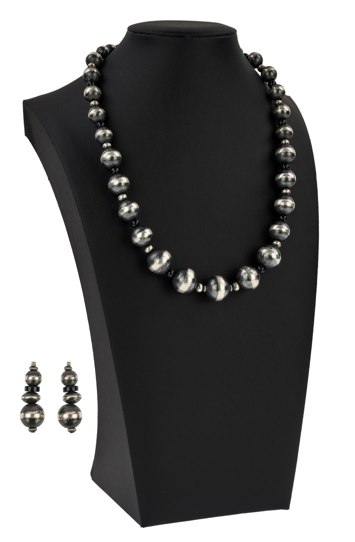 Navajo Sterling Bead Necklace & Earrings (1 of 5)