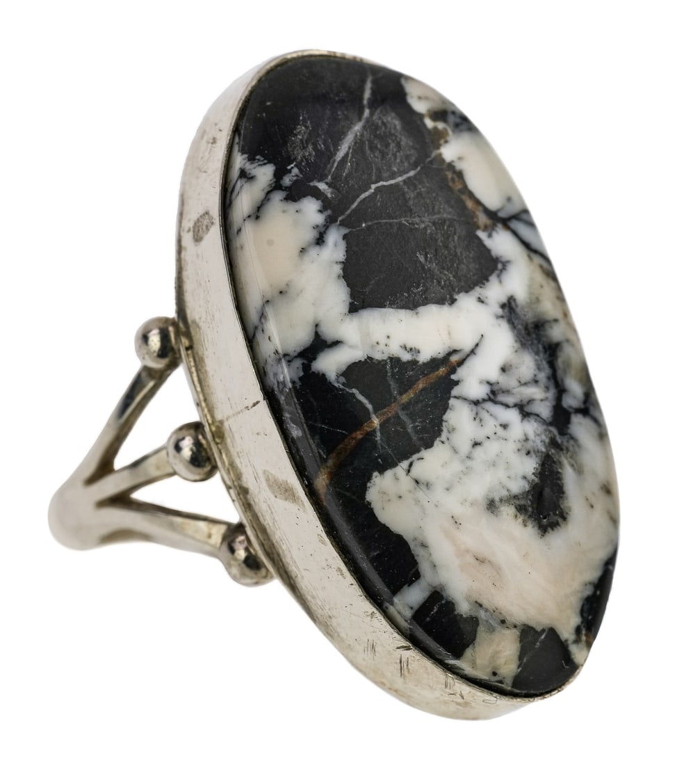 Navajo Sterling & White Buffalo Ring (1 of 5)