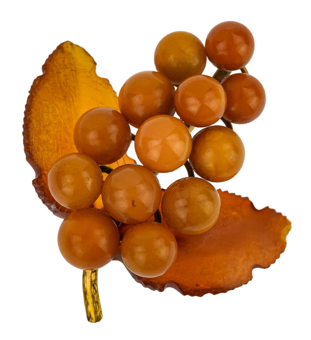 Victorian Amber Grape & Leaf Yellow Gold Brooch (1 of 4)
