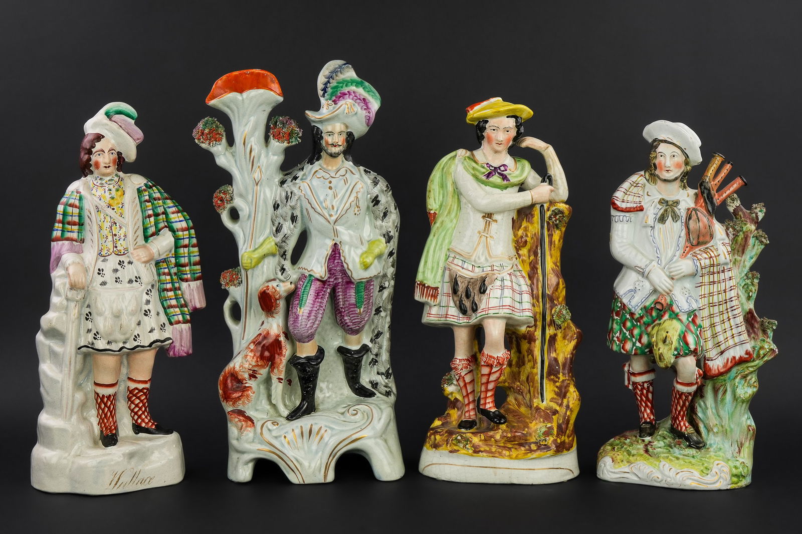 4 Staffordshire Pottery Scottish Mantel Figures (1 of 5)