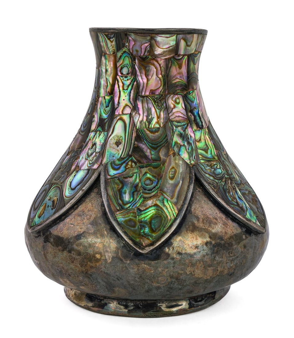 Los Castillos Mexican Sterling and Abalone Vase (1 of 6)