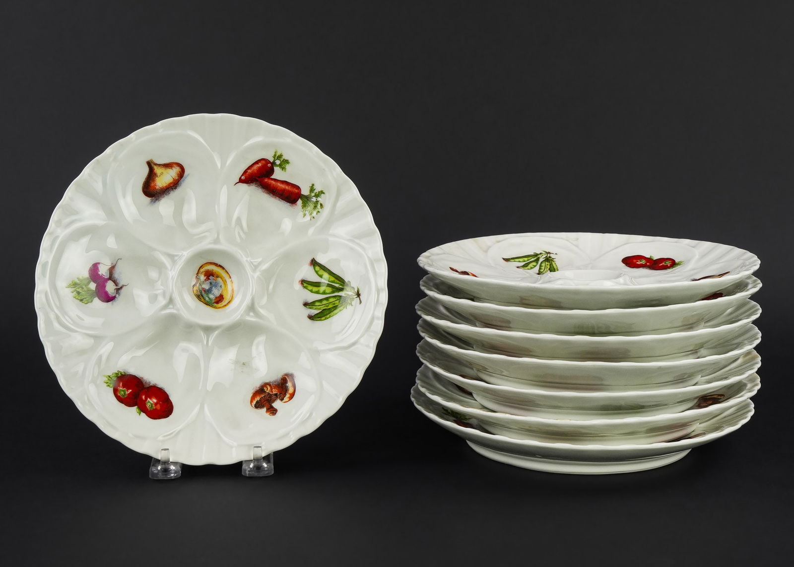 Set of 8 Limoges Porcelain Oyster Plates (1 of 3)