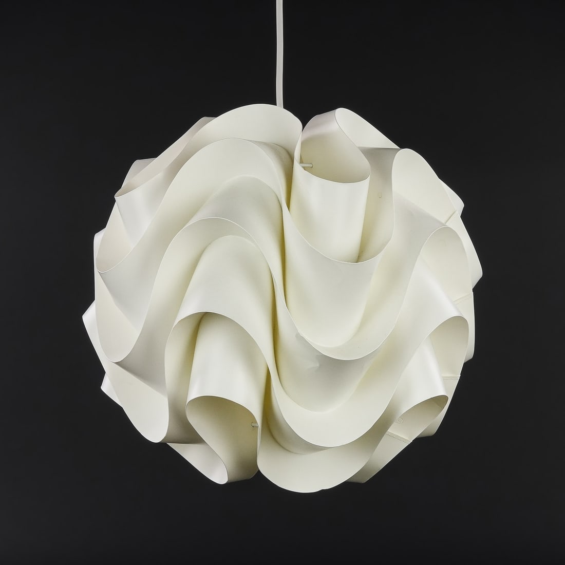 Le Klint Model 172 Pendant Lamp (1 of 5)
