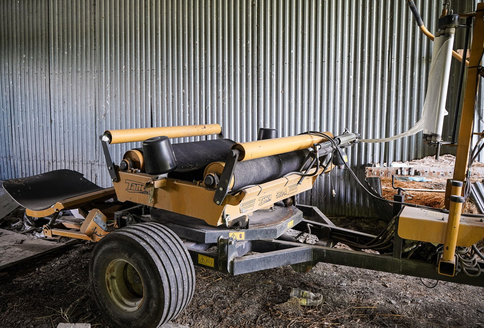 Tanco 580-A Round Bale Wrapper (1 of 6)