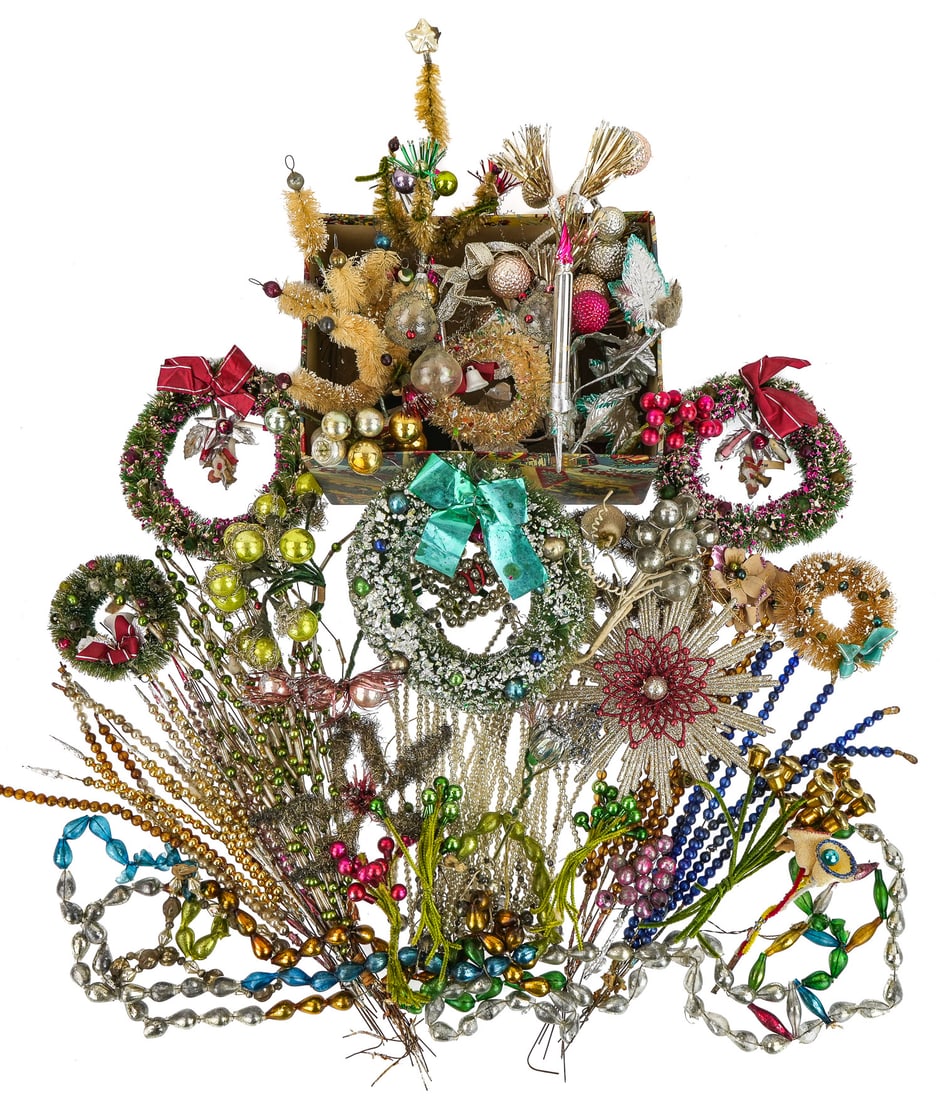 Vintage Christmas Decorations (1 of 7)