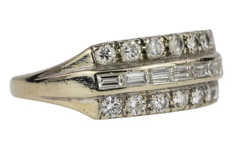 14k White Gold Diamond Ring