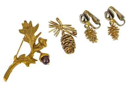 Yellow Gold Pine Cone & Oak Branch Set