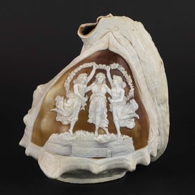 Italian Cameo Carved Conch Shell Lamp Shade