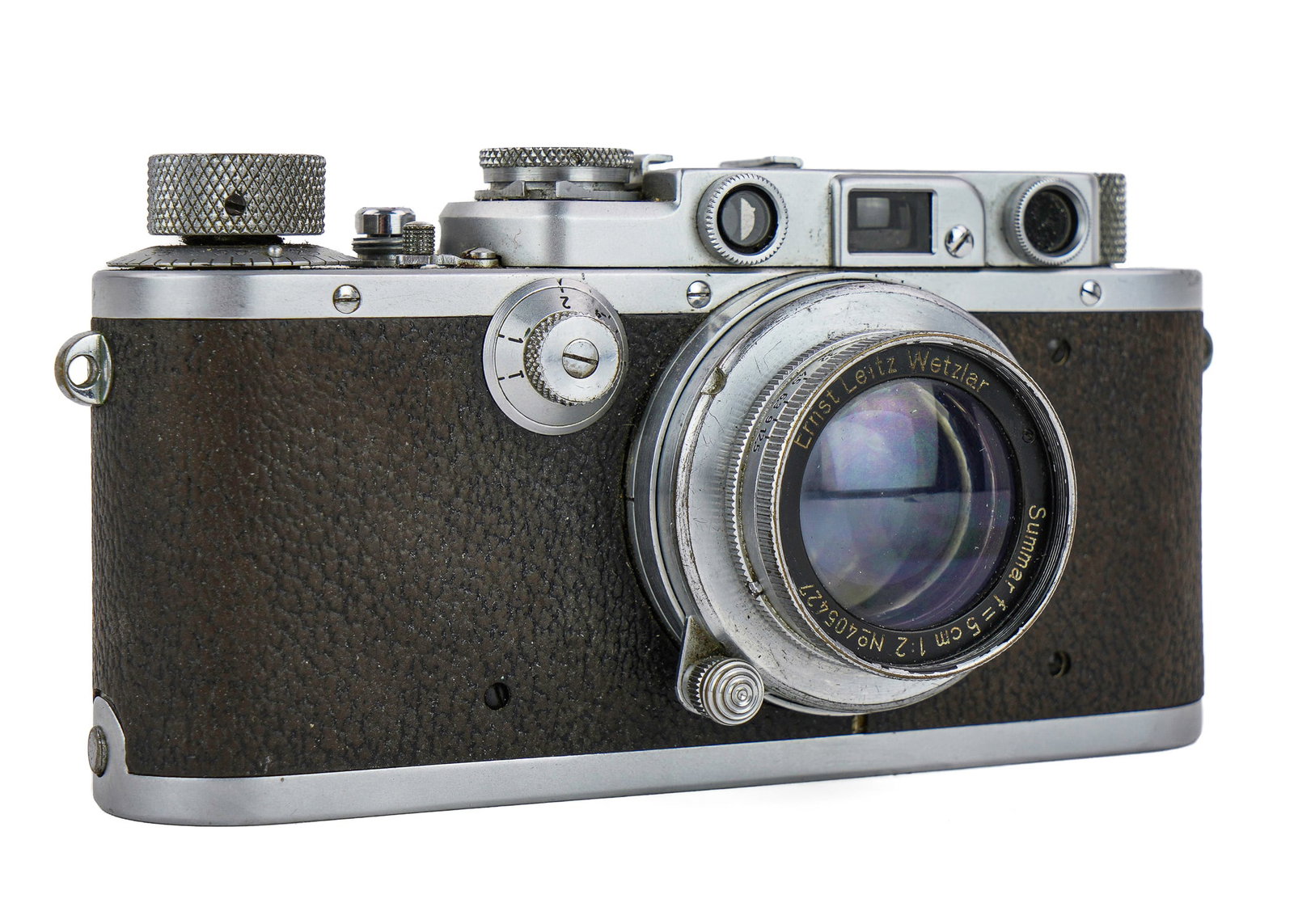 Leica III Model F Camera w/ Summar 1:2 50 mm Lens: Leica III Model F Camera w/ Summar 1:2 50 mm lens, ser # 275985