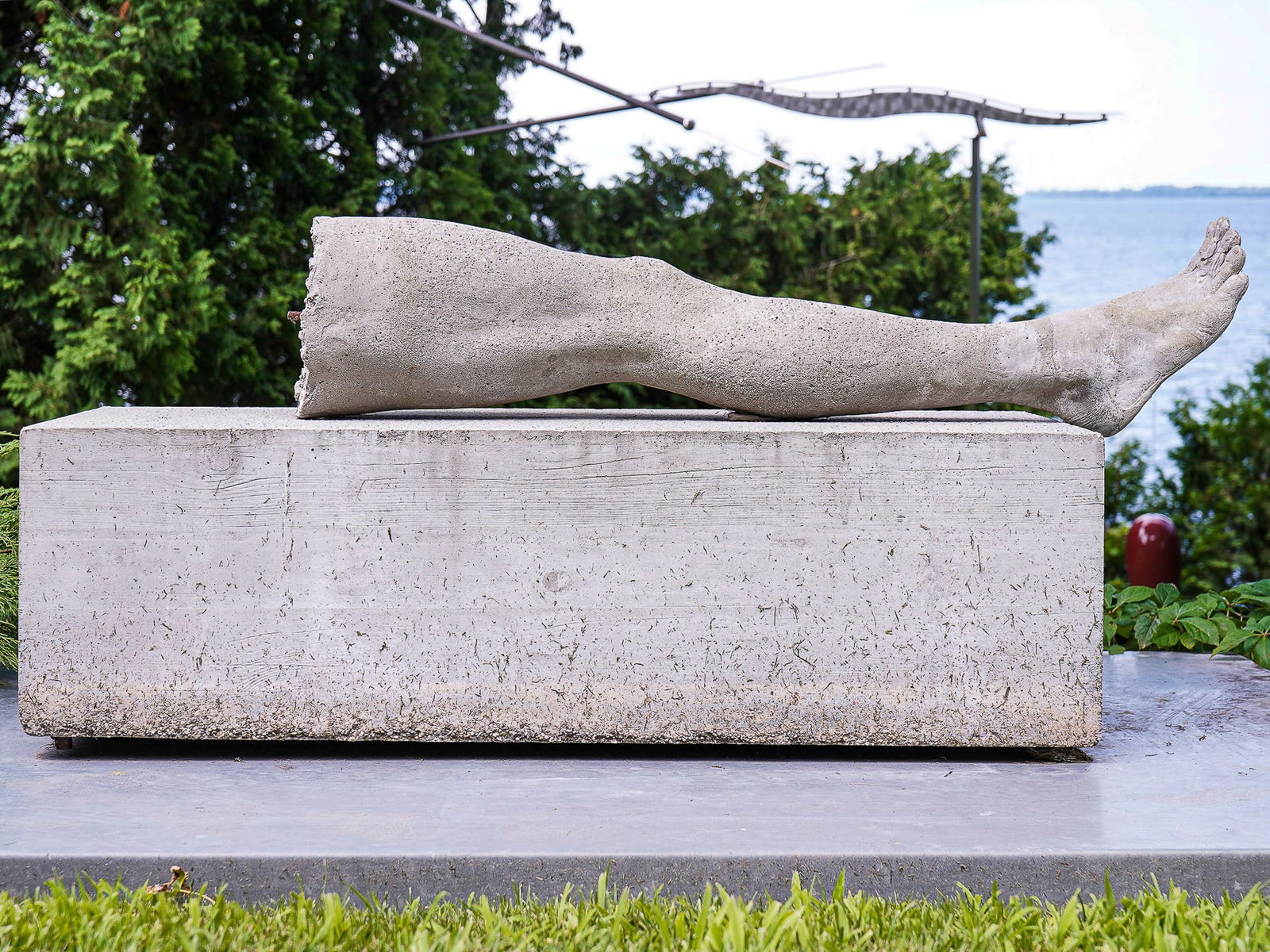 Erwin Wurm (AM 1954-) A Fountain for Arthur Rimbaud: Erwin Wurm (American/Austrian 1954-) A Fountain For Arthur Rimbaud 2007- Concrete and rebar. Repairs to toes. presented on fabricated steel base- 22 x 48 x 16" base 45 x 74 x 4"
