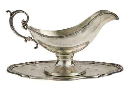 Camusso Peruvian Sterling Sauce Boat With Tray