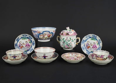 11 pcs. Chinese Export Scenic Decorated Porcelain
