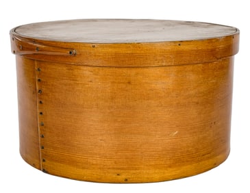 Large 19th c Pantry Box with Lid