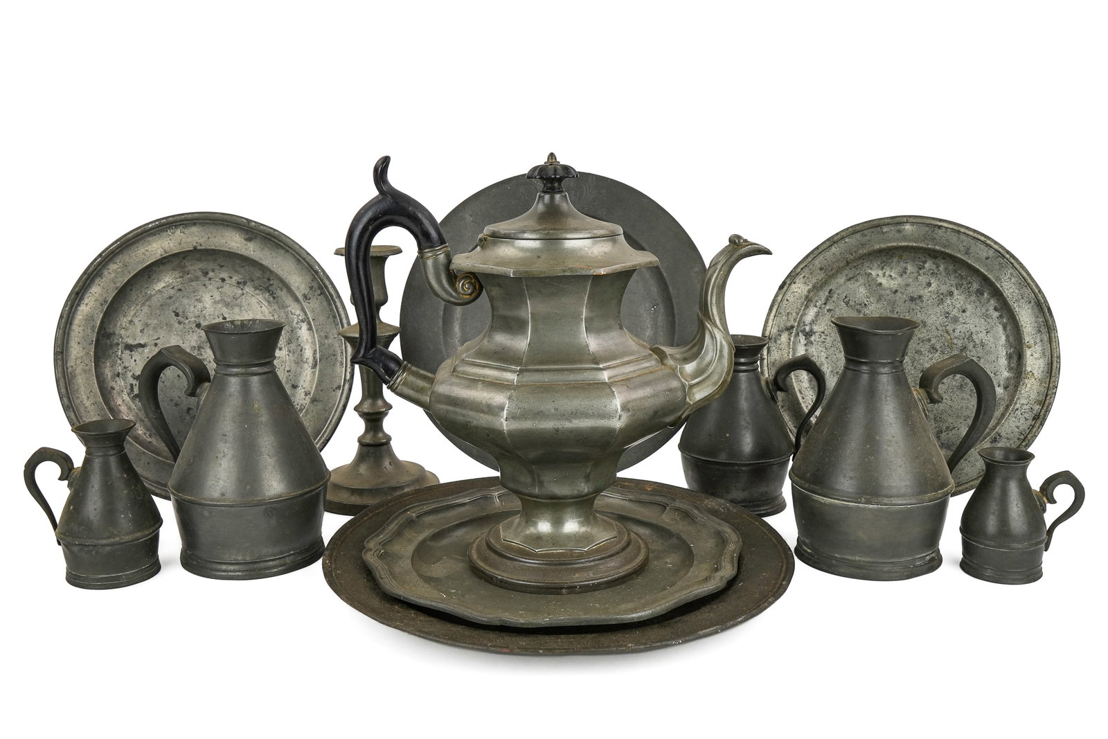 19 pcs of Early Pewter & Cast Iron: Roswell Gleason pewter teapot (small dent), Barstow Stove Co, Providence, RI gated cast iron Scotch bowl with handle, other early pewter & iron