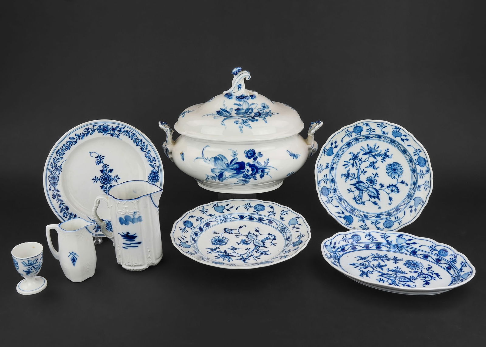 Meissen and European Blue and White Porcelain (1 of 9)