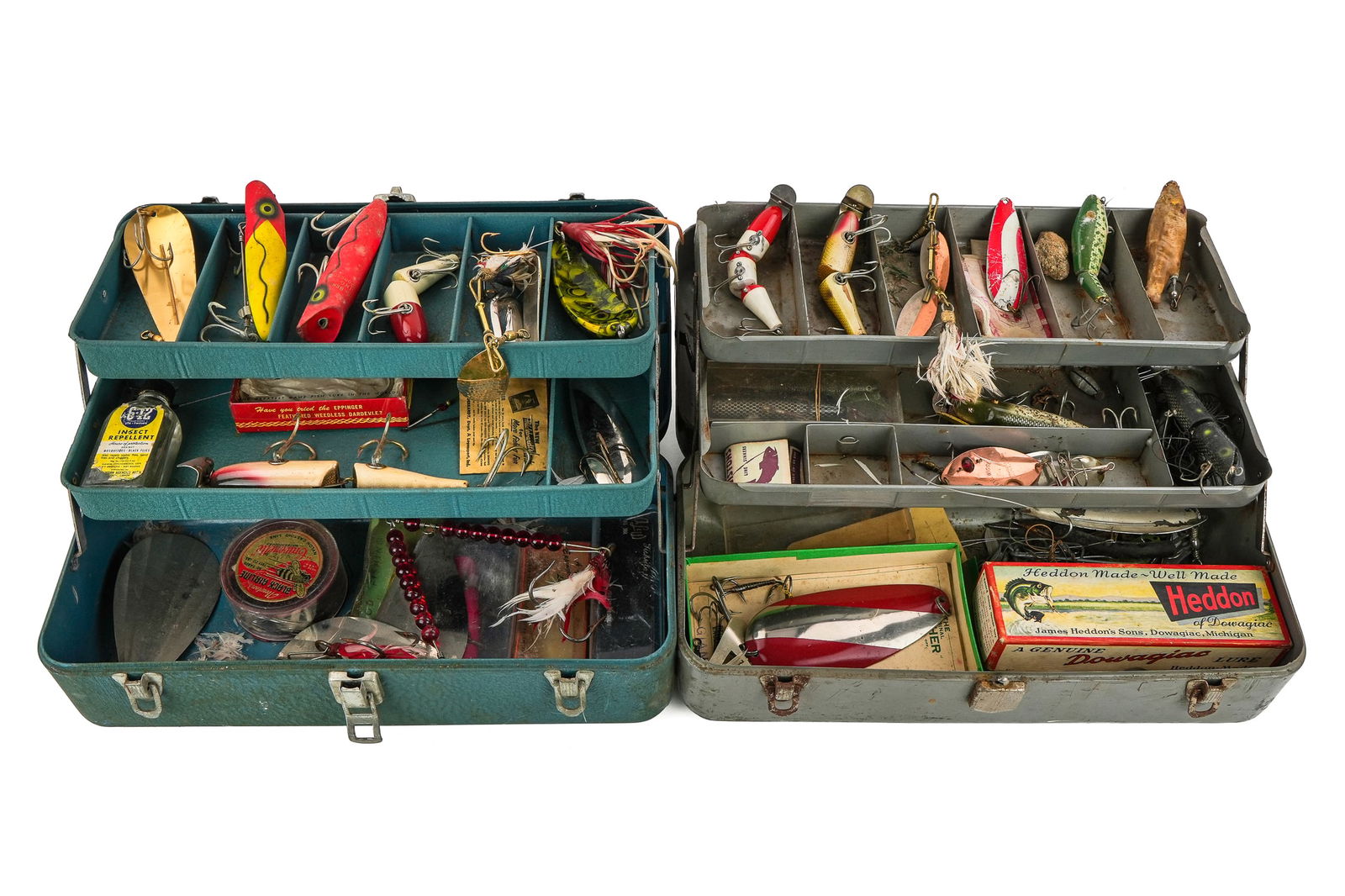 2 Vintage Fishing Tackle Boxes (1 of 9)